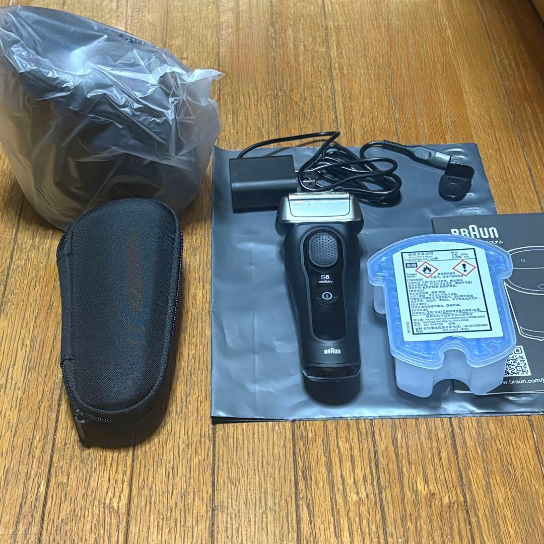 Braun Series S8 メンズ電気シェーバー BRAUN（ブラウン） シリーズ8 メンズシェーバー 8320s 電動 剃る 替刃