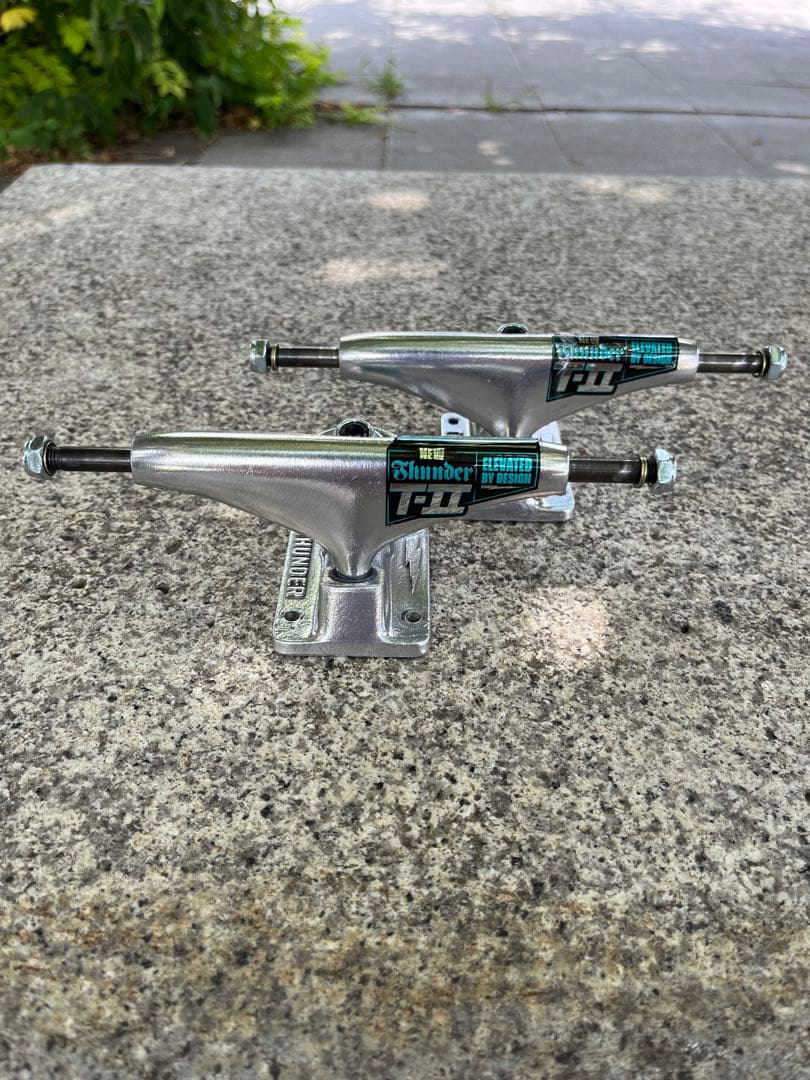 Thunder Trucks T-II HI 147 サンダートラック 楽天市場】THUNDER TRUCK サンダー トラック T-II 147 HI シルバー