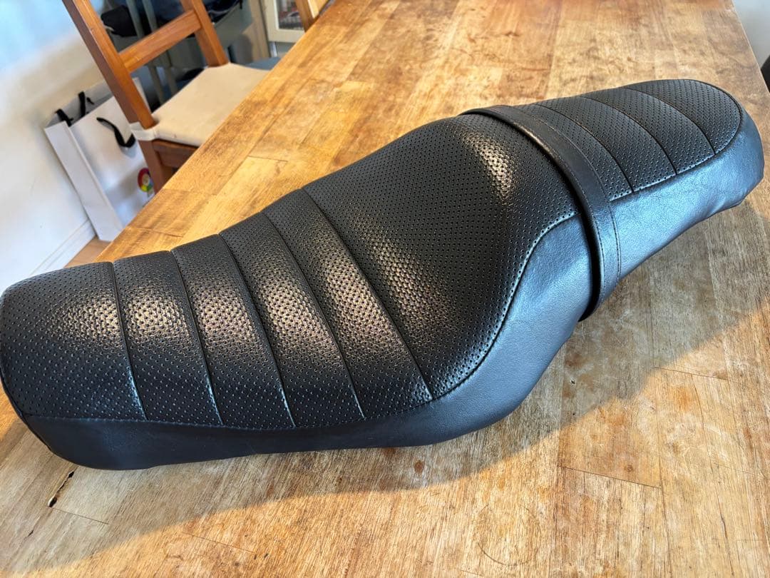 ハーレー　スポーツスター　XL883R 純正　シート ウェビックガレージセール | ☆ハーレー スポーツスター XL1200 XL883