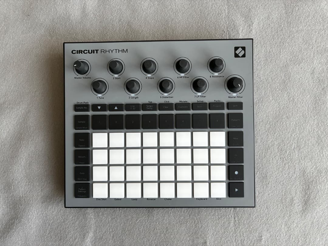 NOVATION / Circuit Rhythm スタンドアローン・サンプラー NOVATION CIRCUIT RHYTHM 【スタンドアローン・サンプラー】 ｜イケベ