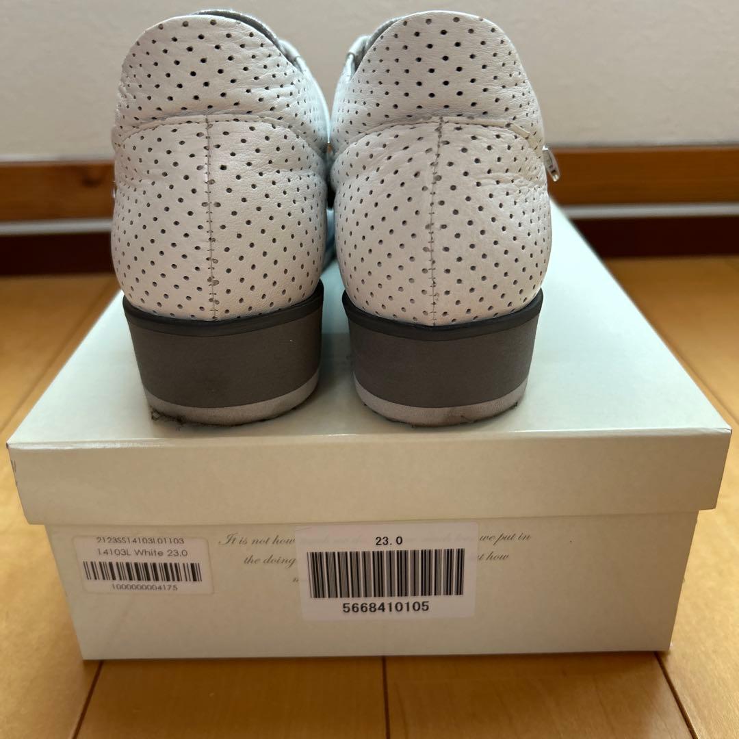 【ミスキョウコ】レディース白スニーカー 23.0cm、靴べら付き