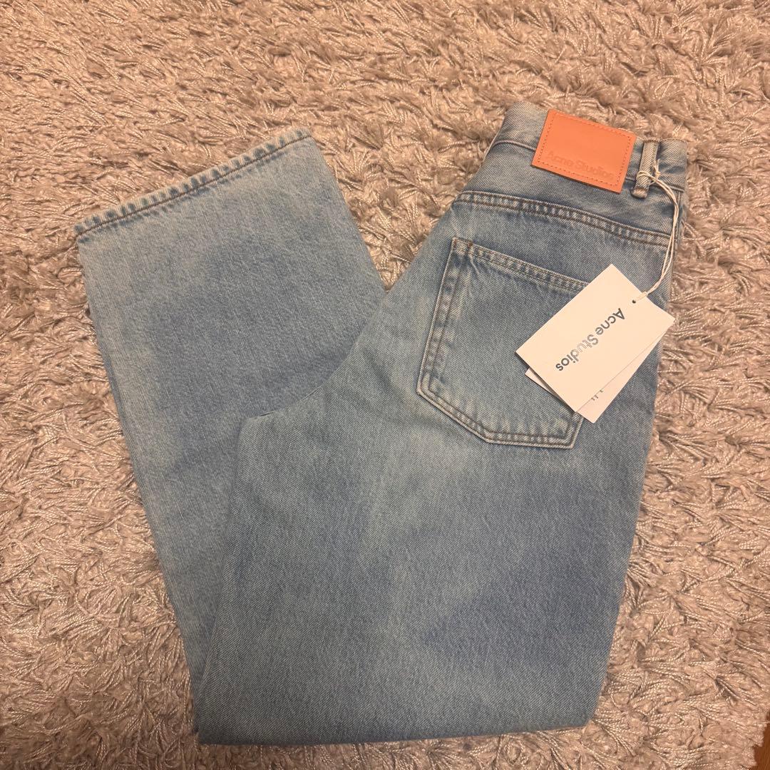 AcneStudio ワイドデニムパンツ新品タグ付き Acne Studios（アクネ ストゥディオズ） デニム パンツ ローライズ