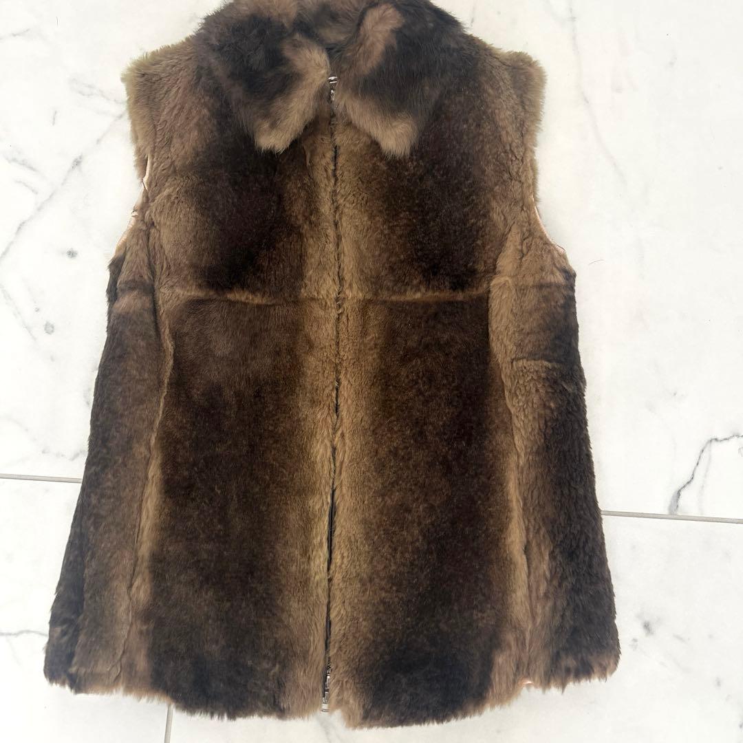 ニャンコ先生専用　MAXMARA WEEKENDファーベスト ニャンコ先生専用 MAXMARA WEEKENDファーベスト - メルカリ