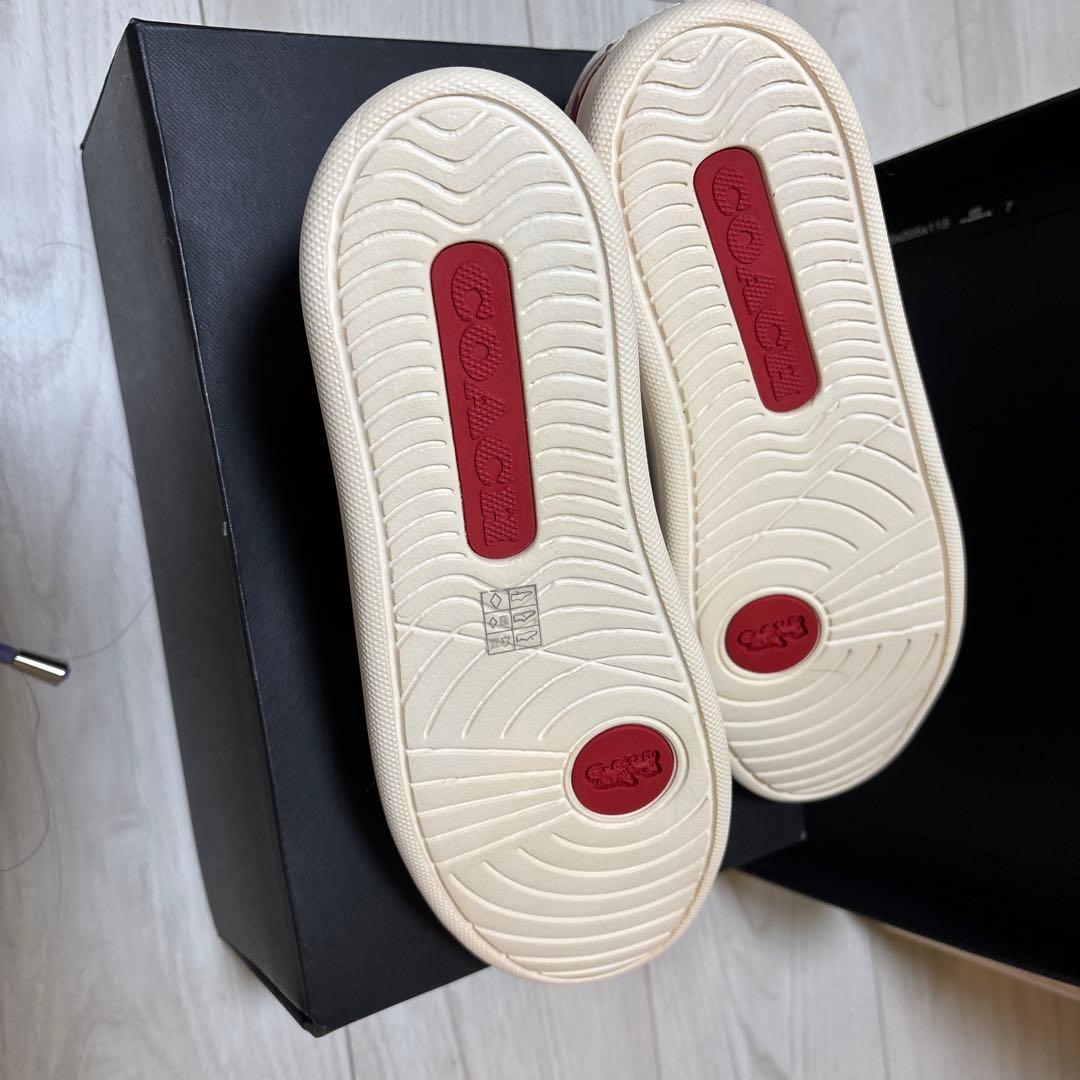 コーチ 新品未使用 ミッキーマウス スニーカー ホワイト/レッド - メルカリ
