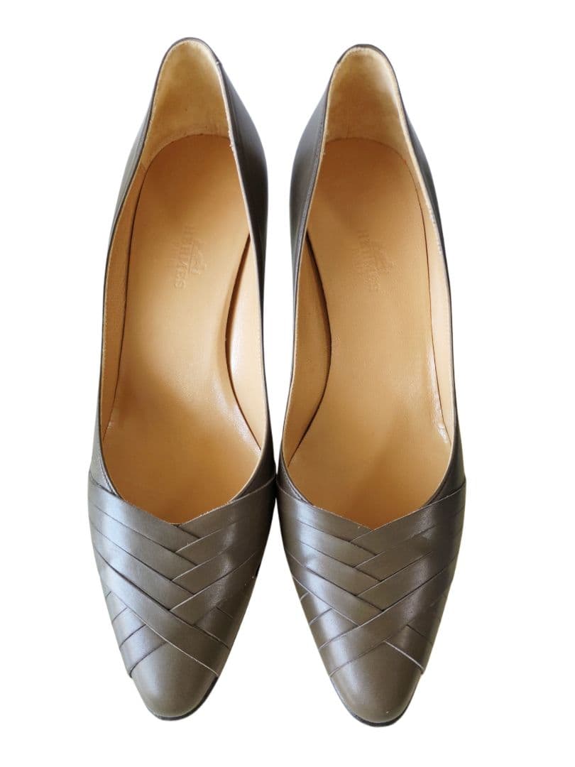 エルメス　HERMES パンプス　レザー　オリーブグリーン　ポインテッドトゥ Hermes Oran Sandals in Vert Oyat Epsom Calfskin Sz 37.5