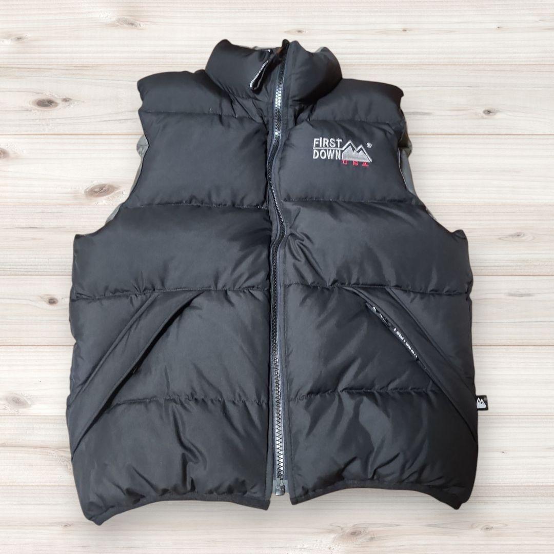 【美品】FIRST　DOWN　ダウンベスト　リバーシブル　黒　グレー　L FIRST DOWN（ファーストダウン） ダウンベスト ベスト ライトバブル