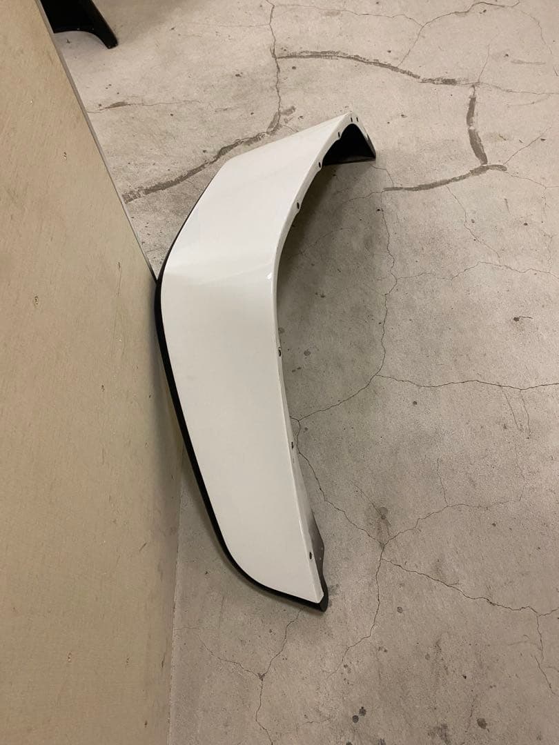 AAA様専用 JKラングラー TRCフェンダーキット ホワイト - メルカリ