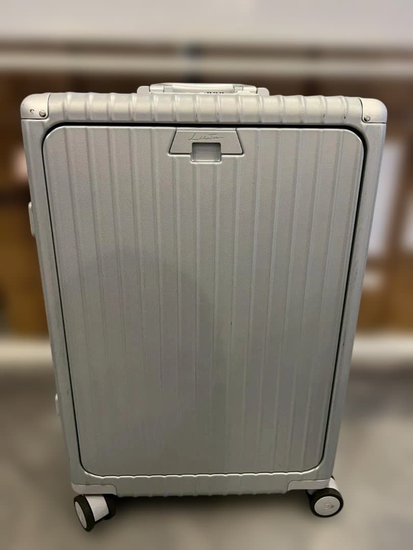 リベティ多機能キャリーケース【マットシルバーМ】B2　TSAロック　スーツケース LIBETEE 多機能スーツケース リベティ キャリーケース ドリンク