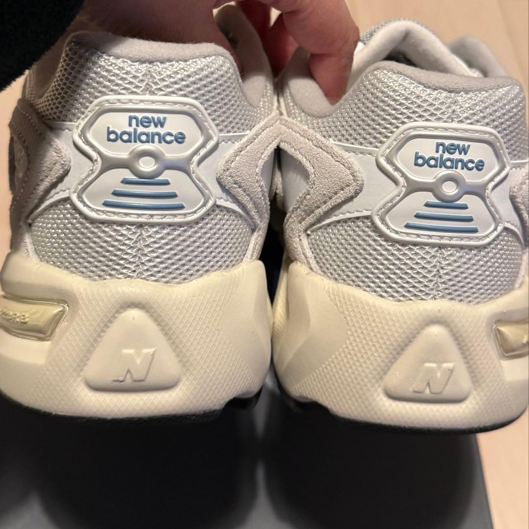 新品未使用品　ニューバランス 725 24.5cm