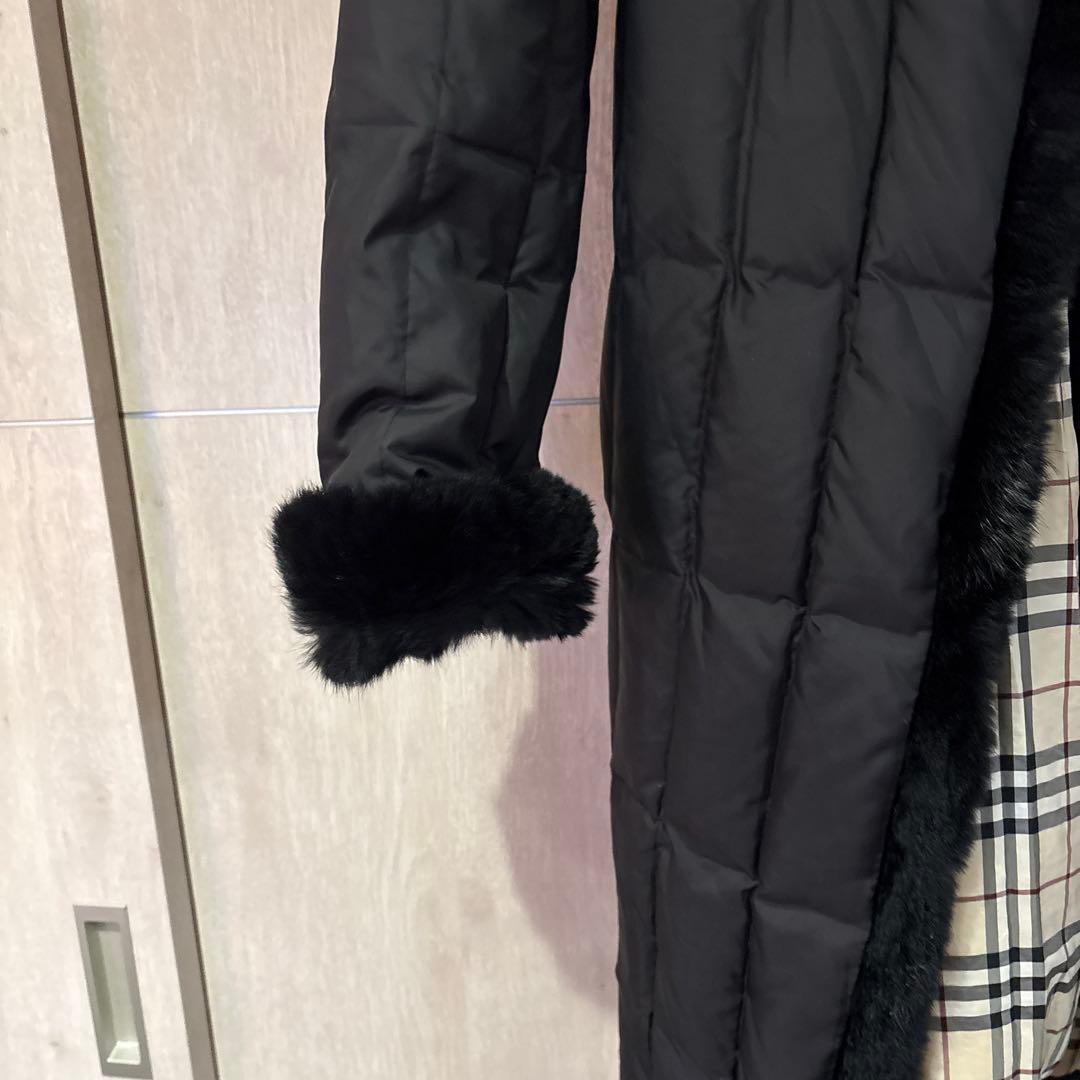 公式 ストアファッション - BURBERRY ファー付きダウンジャケット 40