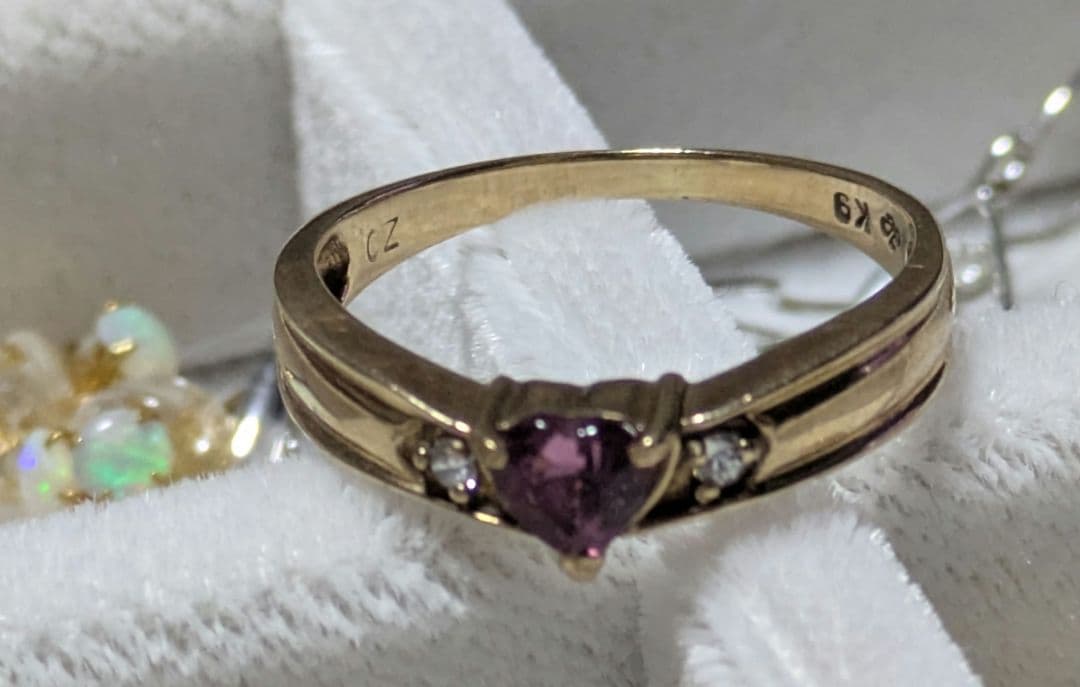 コ*コ様 K9 ハート型ストーンリング 4808101784a99b4d43e9eb73a59375