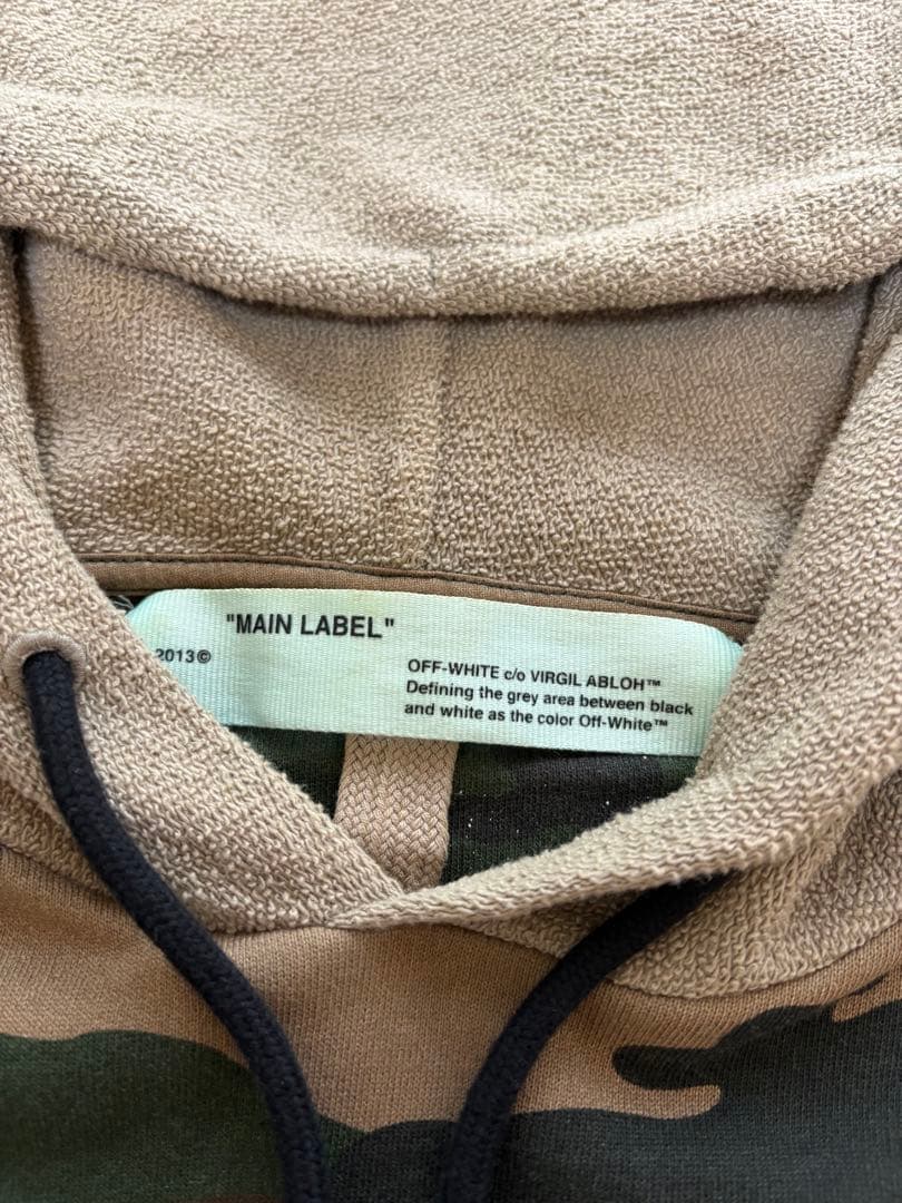 国内正規品 OFF-WHITE オフホワイト 。 カモフラパーカー。値下げ交渉