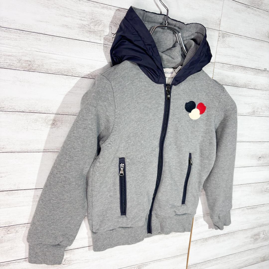 QR確認済 MONCLER ジップパーカー ワッペンロゴ トリコロール グレー