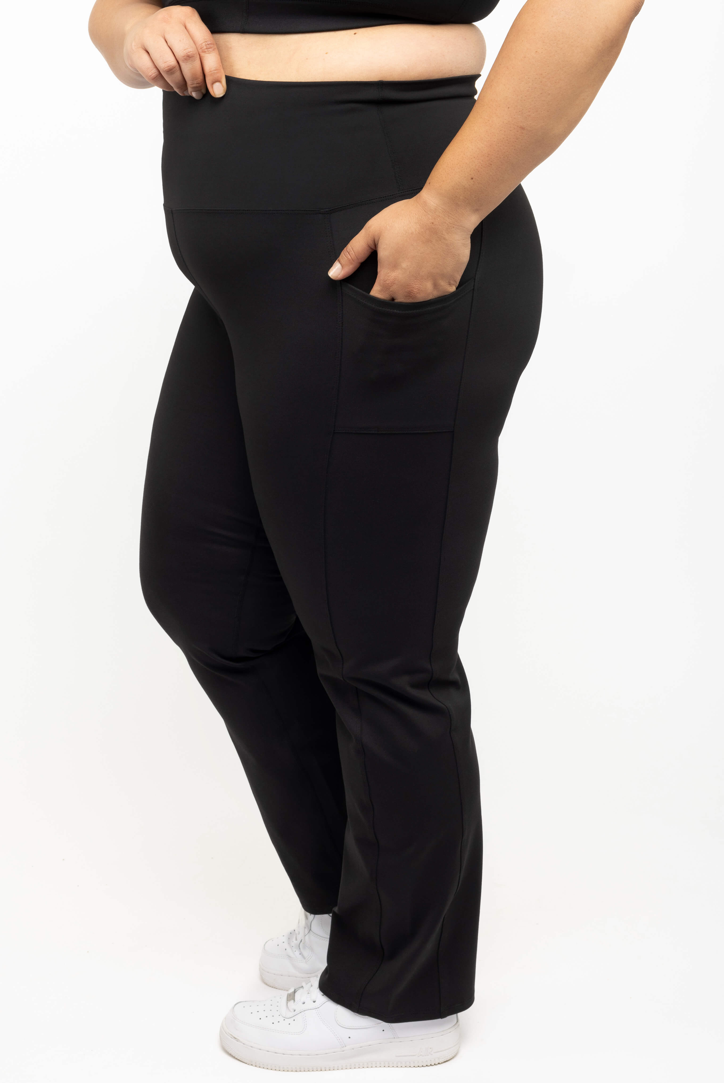 Plus Size Pocket Straight Leggings - Black | Superfit Hero